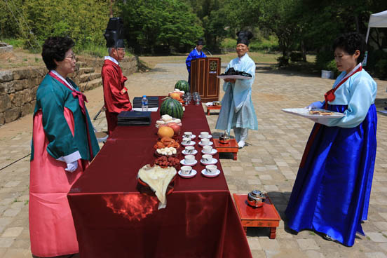 竹西楼传统成年仪式